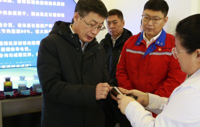 市委副書記、市長張濤一行蒞臨寶泰隆調(diào)研